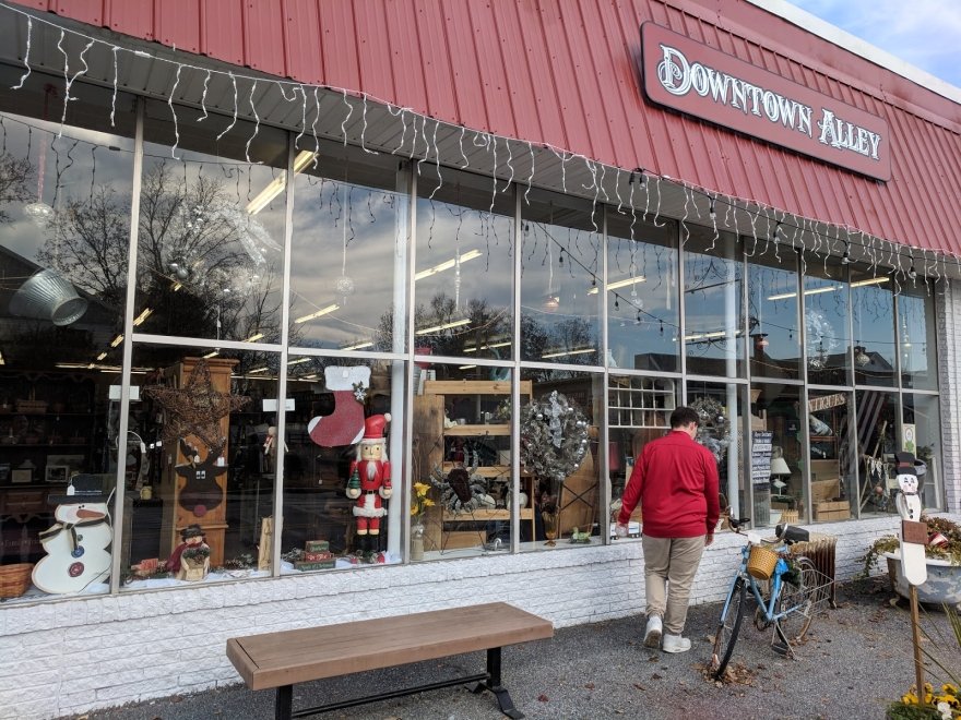 Downtown Alley llc