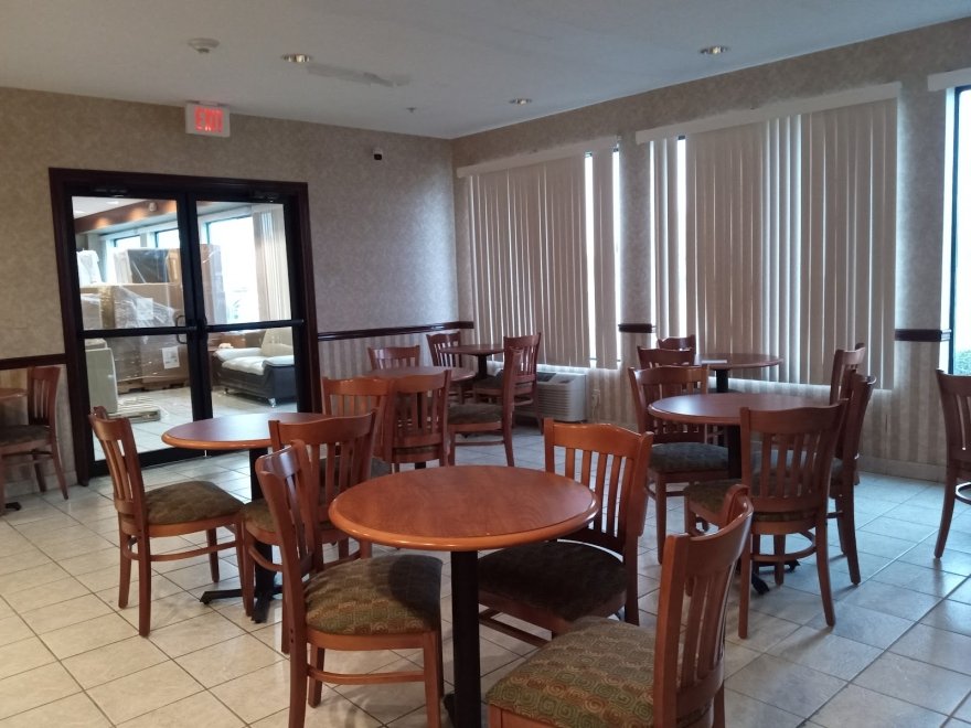 Days Inn & Suites by Wyndham Seaford